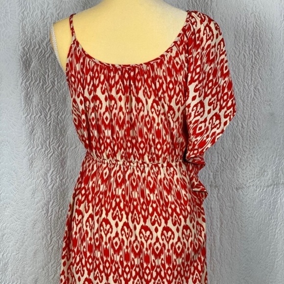 Soprano One Shoulder Sleeve Mini Dress - Picture 4 of 8